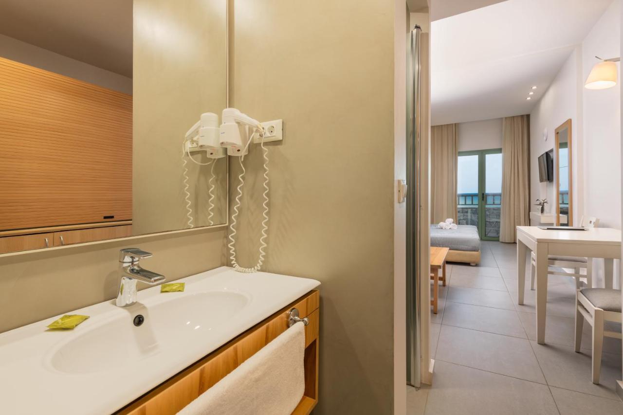 Erato Hotel Adults Only By Smile Hotels Platanés 外观 照片